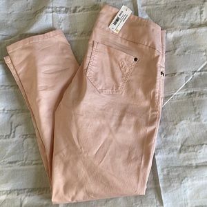 Elegant Blush Cropped Pants